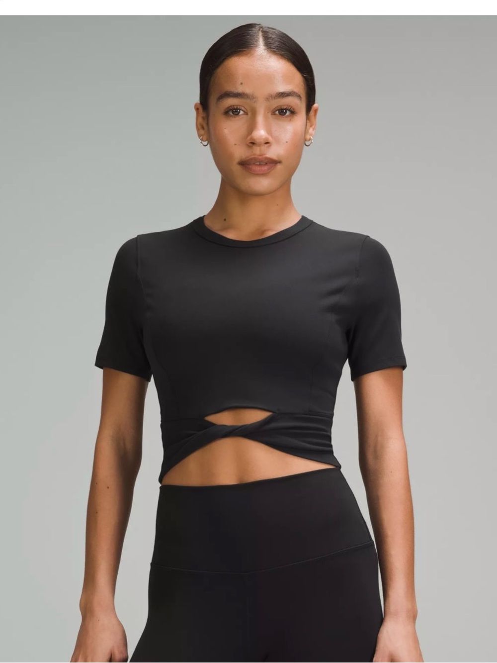 Lululemon Nulu twist hem short sleeve